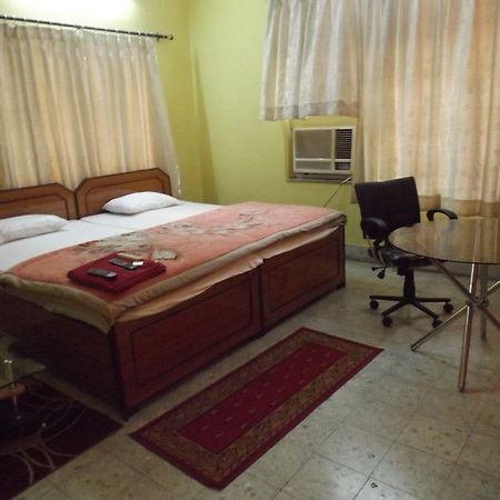 Aakash Ganga Holidays Hotel Calcuta Exterior foto