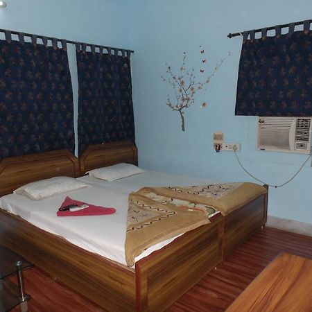 Aakash Ganga Holidays Hotel Calcuta Exterior foto